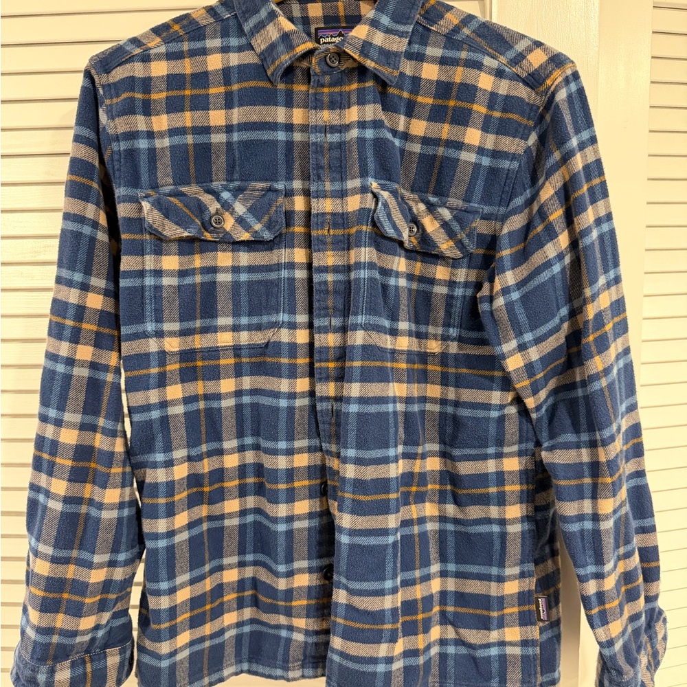 Patagonia Organic Cotton Blue and Tan Plaid Shirt